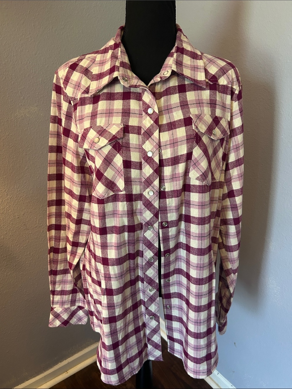 Bit & Bridle Women Plaid Button Down Shirt Cream & Purple Size Extra Large